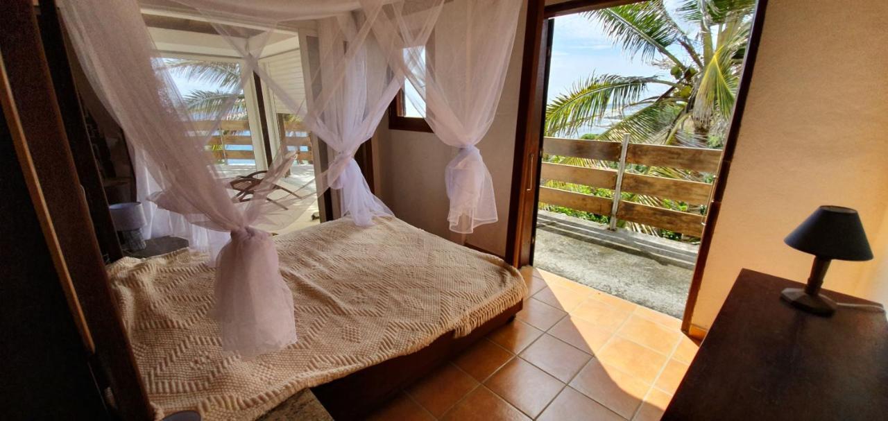 Wild Paradise: Villa Vue Mer Piscine A Debordement Le Moule Exteriör bild